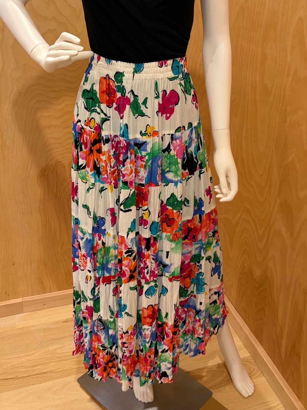 Vintage Carole Little Floral Pleated floral Skirt